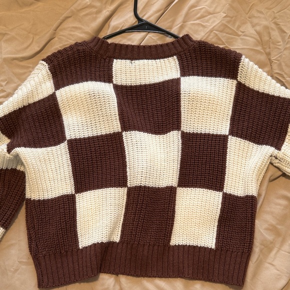 Love Tree Brown & Cream Checkered V-Neck Button Cardigan - Picture 2 of 2